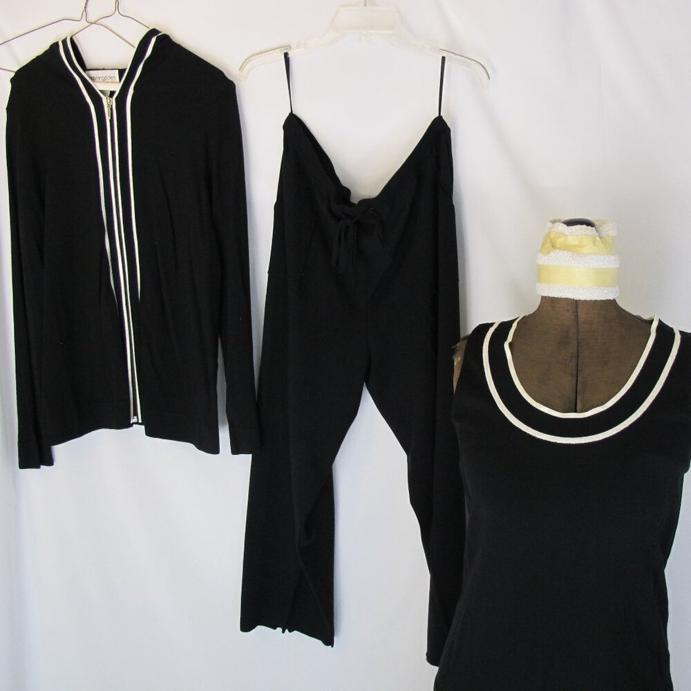 NEW  Bloomingdales 4-piece knit black outfit – top, hoodie, skirt, and pants